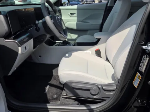 More photos of 2026 Hyundai Kona SE at Hyundai Warner Robins, GA