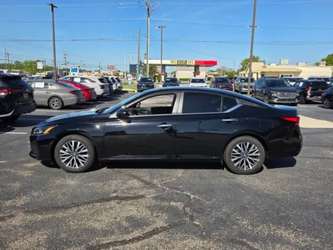 More photos of 2025 Nissan Altima 2.5 SV at Hyundai Warner Robins, GA