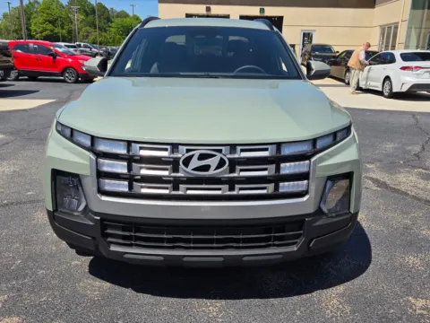 Photos of 2026 Hyundai Santa Cruz SEL for sale in Warner Robins, GA at Hyundai Warner Robins