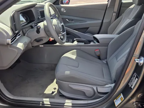 More photos of 2026 Hyundai Elantra SE at Hyundai Warner Robins, GA