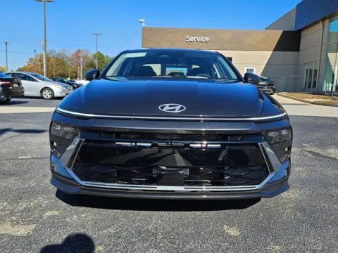 Photos of 2026 Hyundai Sonata SE for sale in Warner Robins, GA at Hyundai Warner Robins