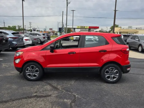 More photos of 2020 Ford EcoSport S at Hyundai Warner Robins, GA