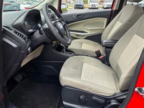 More photos of 2020 Ford EcoSport S at Hyundai Warner Robins, GA