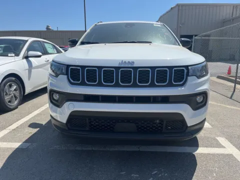 White 2025 Jeep Compass Latitude for sale in Warner Robins, GA