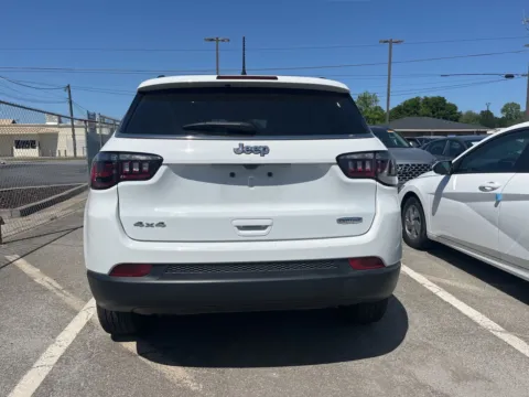 More photos of 2025 Jeep Compass Latitude at Hyundai Warner Robins, GA