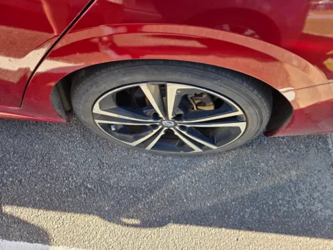 More photos of 2021 Nissan Sentra SR at Hyundai Warner Robins, GA