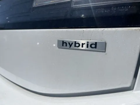 More photos of 2024 Hyundai Sonata Hybrid Limited at Hyundai Warner Robins, GA