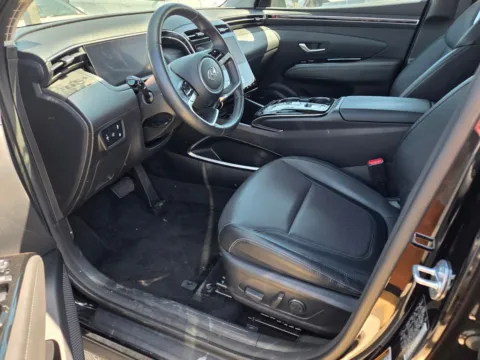 More photos of 2023 Hyundai Tucson Plug-In Hybrid Limited at Hyundai Warner Robins, GA