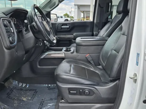 Another view of 2020 Chevrolet Silverado 1500 LTZ for sale in Warner Robins, GA at Hyundai Warner Robins