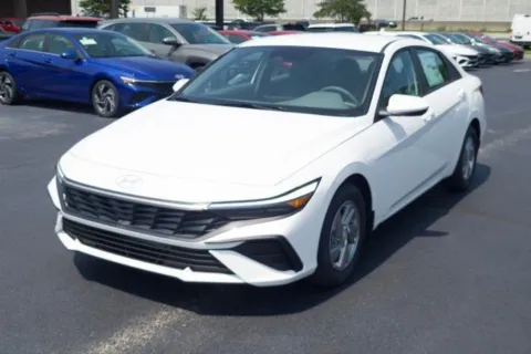 White 2026 Hyundai Elantra SE for sale in Warner Robins, GA