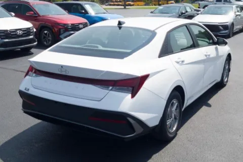 More photos of 2026 Hyundai Elantra SE at Hyundai Warner Robins, GA