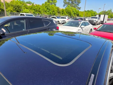 More photos of 2018 Mercedes-Benz C-Class C 300 at Hyundai Warner Robins, GA