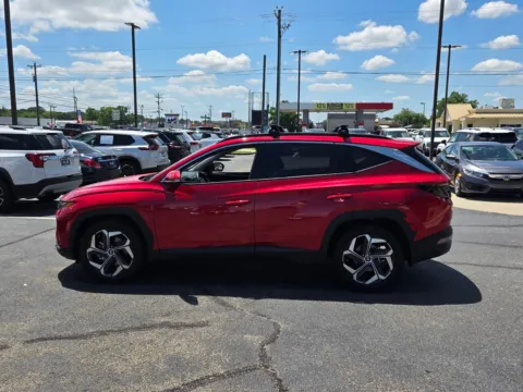 More photos of 2023 Hyundai Tucson Limited at Hyundai Warner Robins, GA