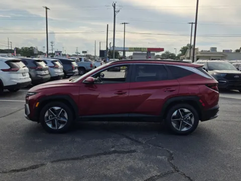 More photos of 2025 Hyundai Tucson SEL at Hyundai Warner Robins, GA