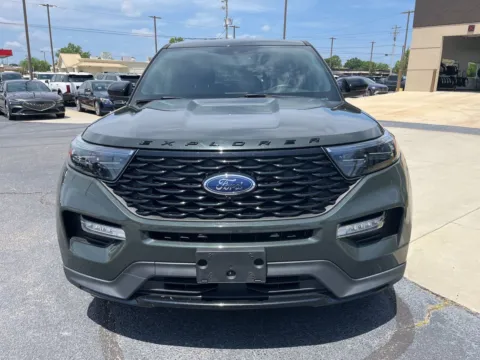 More photos of 2022 Ford Explorer ST-Line at Hyundai Warner Robins, GA