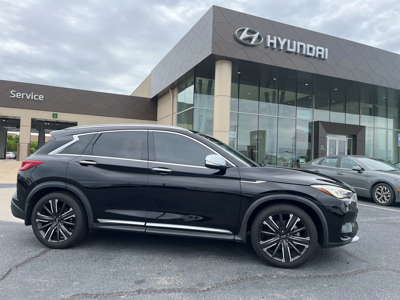 Black 2021 INFINITI QX50 LUXE for sale in Warner Robins, GA