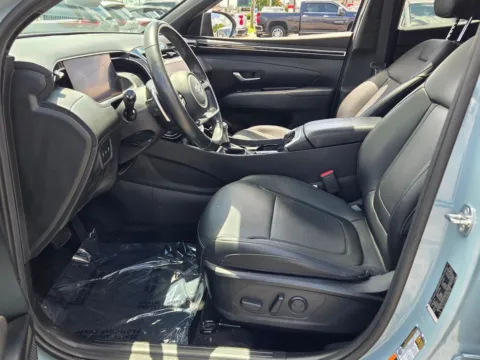 More photos of 2024 Hyundai Santa Cruz XRT at Hyundai Warner Robins, GA