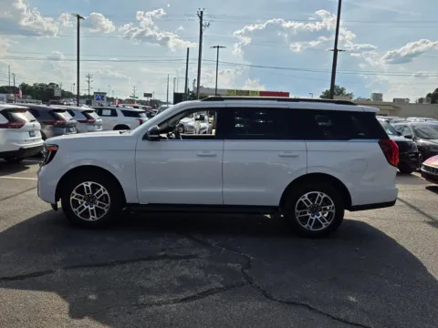 More photos of 2025 Ford Expedition Active at Hyundai Warner Robins, GA