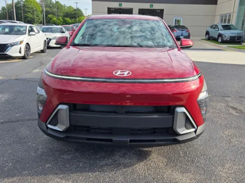 Photos of 2026 Hyundai Kona SE for sale in Warner Robins, GA at Hyundai Warner Robins