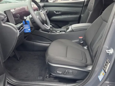 More photos of 2026 Hyundai Tucson SEL at Hyundai Warner Robins, GA