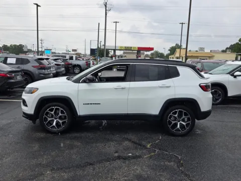More photos of 2025 Jeep Compass Limited at Hyundai Warner Robins, GA