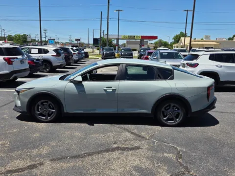 More photos of 2025 Kia K4 LXS at Hyundai Warner Robins, GA