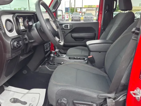 More photos of 2025 Jeep Wrangler Sport S at Hyundai Warner Robins, GA