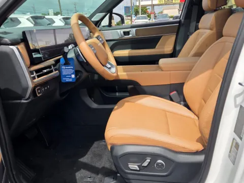 More photos of 2026 Hyundai Santa Fe Limited at Hyundai Warner Robins, GA