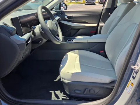 More photos of 2026 Hyundai Sonata SEL Sport at Hyundai Warner Robins, GA