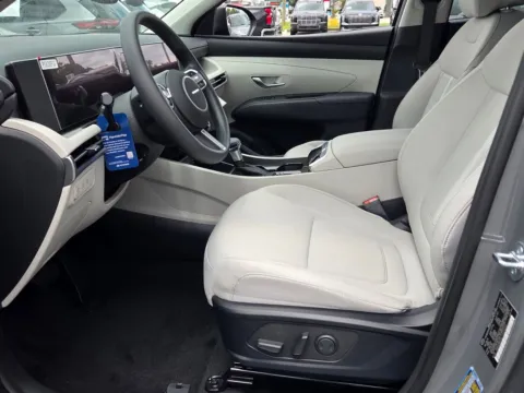More photos of 2026 Hyundai Tucson SEL at Hyundai Warner Robins, GA
