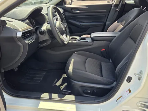 More photos of 2025 Nissan Altima 2.5 SV at Hyundai Warner Robins, GA