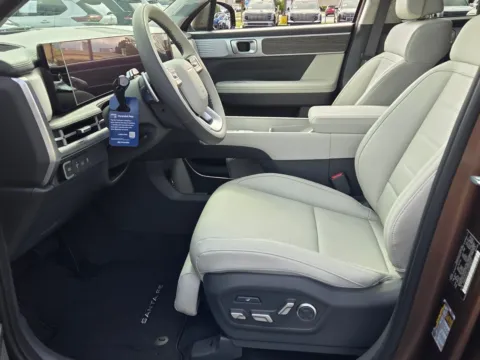More photos of 2026 Hyundai Santa Fe Calligraphy at Hyundai Warner Robins, GA