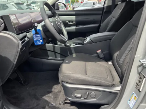 More photos of 2026 Hyundai Tucson SEL at Hyundai Warner Robins, GA