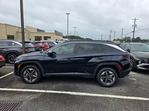 More photos of 2025 Hyundai Tucson Hybrid SEL Convenience at Hyundai Warner Robins, GA