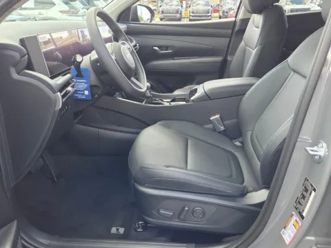 More photos of 2026 Hyundai Tucson SEL at Hyundai Warner Robins, GA