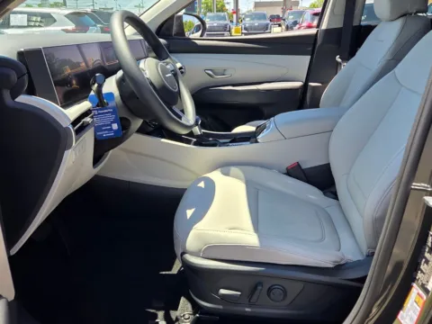 More photos of 2026 Hyundai Tucson SEL at Hyundai Warner Robins, GA