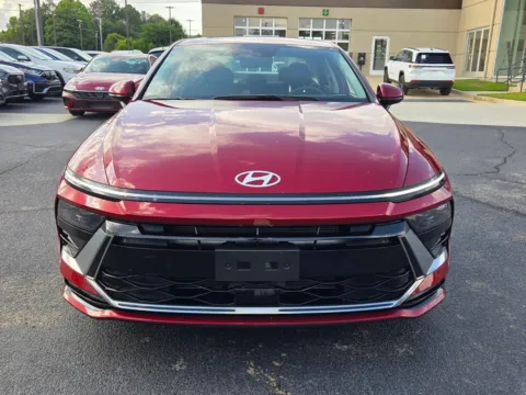 Photos of 2025 Hyundai Sonata SEL for sale in Warner Robins, GA at Hyundai Warner Robins