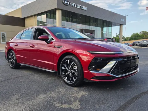 Red 2025 Hyundai Sonata SEL for sale in Warner Robins, GA