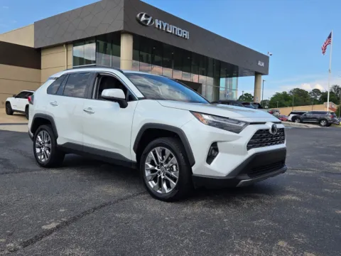 Unknown 2023 Toyota RAV4 Limited for sale in Warner Robins, GA