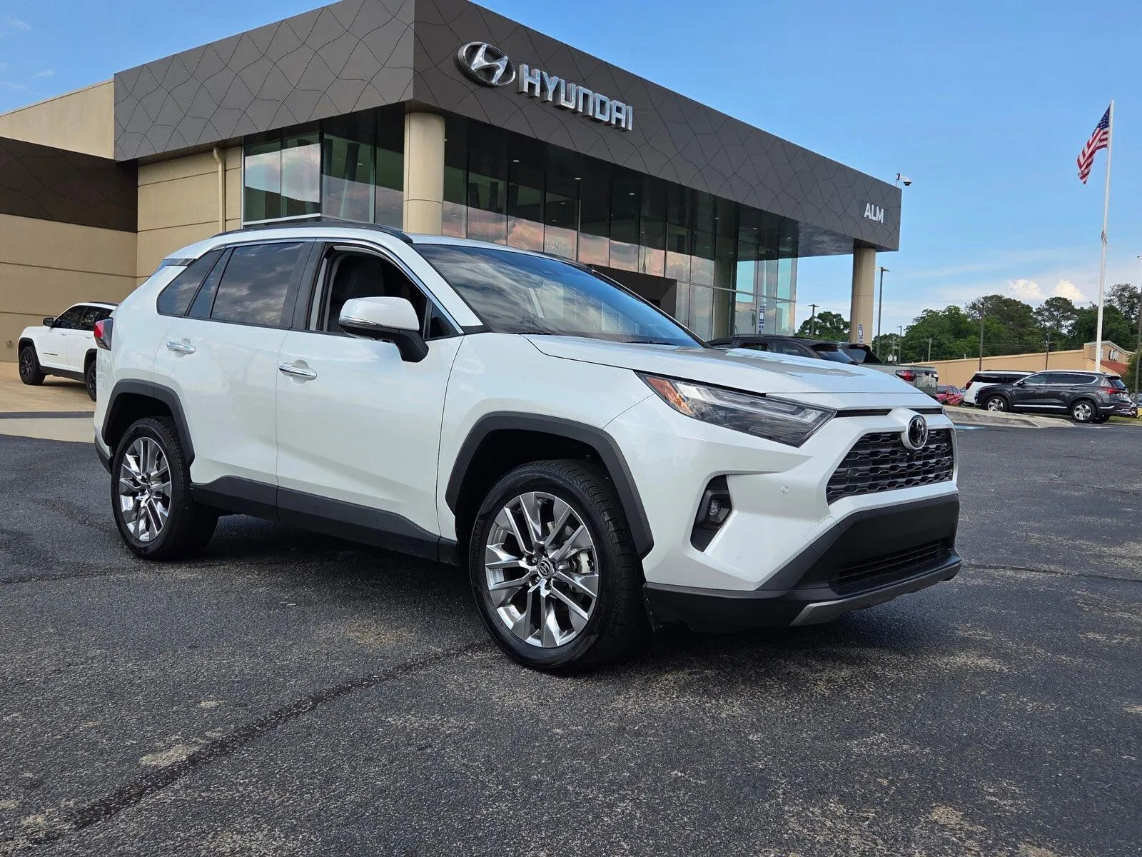 Unknown 2023 Toyota RAV4 Limited for sale in Warner Robins, GA