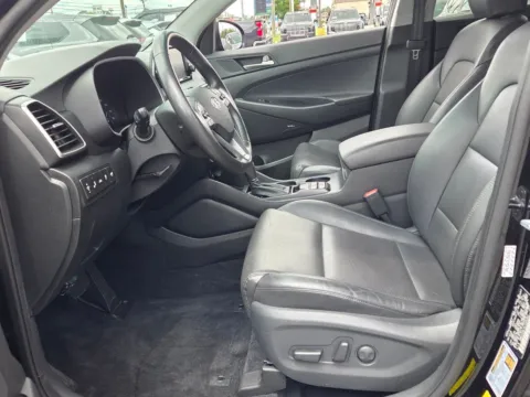 More photos of 2020 Hyundai Tucson Limited at Hyundai Warner Robins, GA