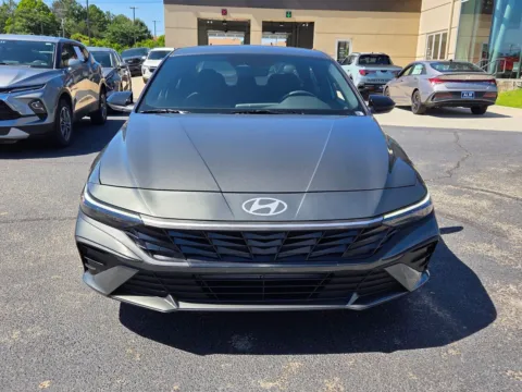 Photos of 2026 Hyundai Elantra SEL Sport for sale in Warner Robins, GA at Hyundai Warner Robins