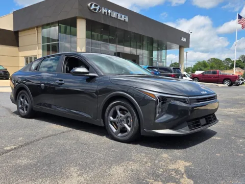 Gray 2025 Kia K4 LXS for sale in Warner Robins, GA