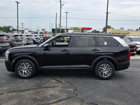 More photos of 2026 Hyundai Palisade SE at Hyundai Warner Robins, GA