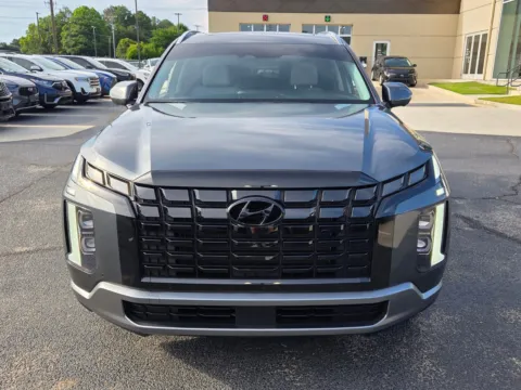 Photos of 2025 Hyundai Palisade SEL Premium for sale in Warner Robins, GA at Hyundai Warner Robins