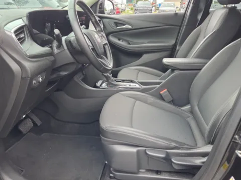 More photos of 2025 Buick Encore GX Preferred at Hyundai Warner Robins, GA
