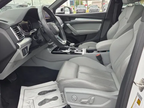 More photos of 2025 Audi Q5 45 S line Premium at Hyundai Warner Robins, GA