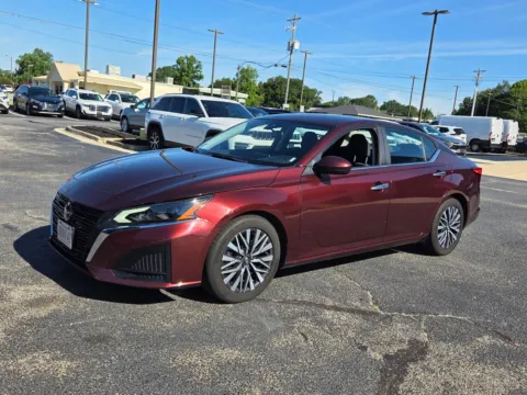 Another view of 2023 Nissan Altima 2.5 SV for sale in Warner Robins, GA at Hyundai Warner Robins