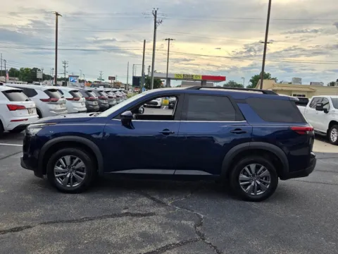 More photos of 2025 Nissan Pathfinder SV at Hyundai Warner Robins, GA