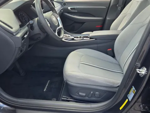 More photos of 2020 Hyundai Sonata SEL at Hyundai Warner Robins, GA